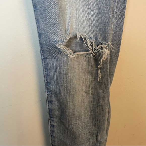 Abercrombie Light Wash Distressed Skinny Jeans Size 2 - Picture 7 of 12